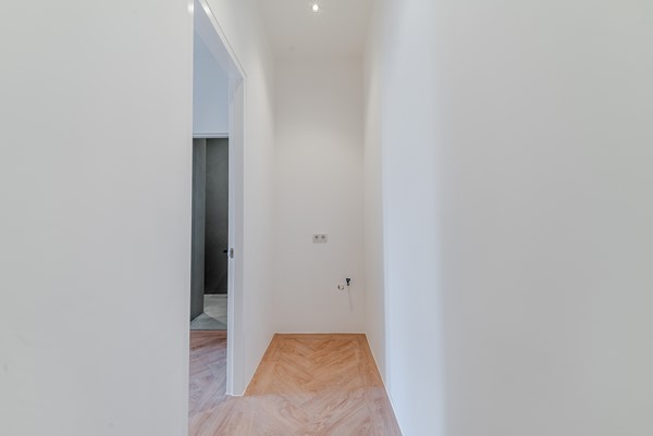 Mathenesserdijk 404 A1, Rotterdam - 3.jpg